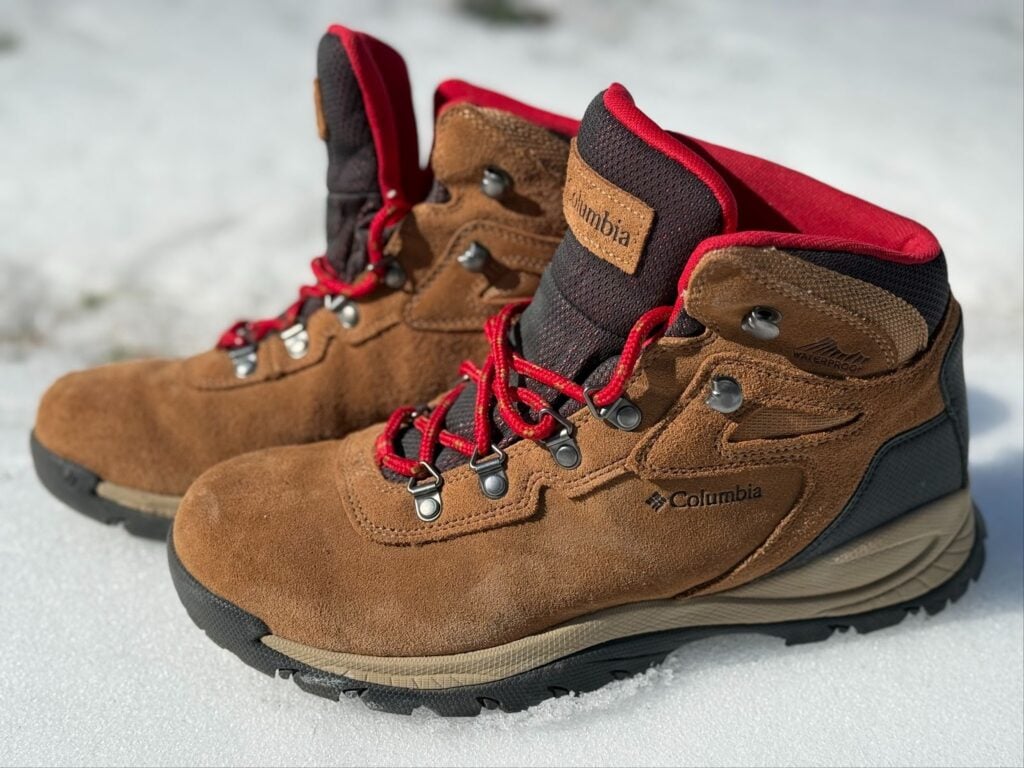 Side view of the Columbia Newton Ridge Plus II highlighting the PU leather