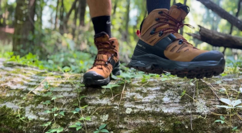 blog-img-1722366971170 Example of a Hiking Shoe Salomon X Ultra 4