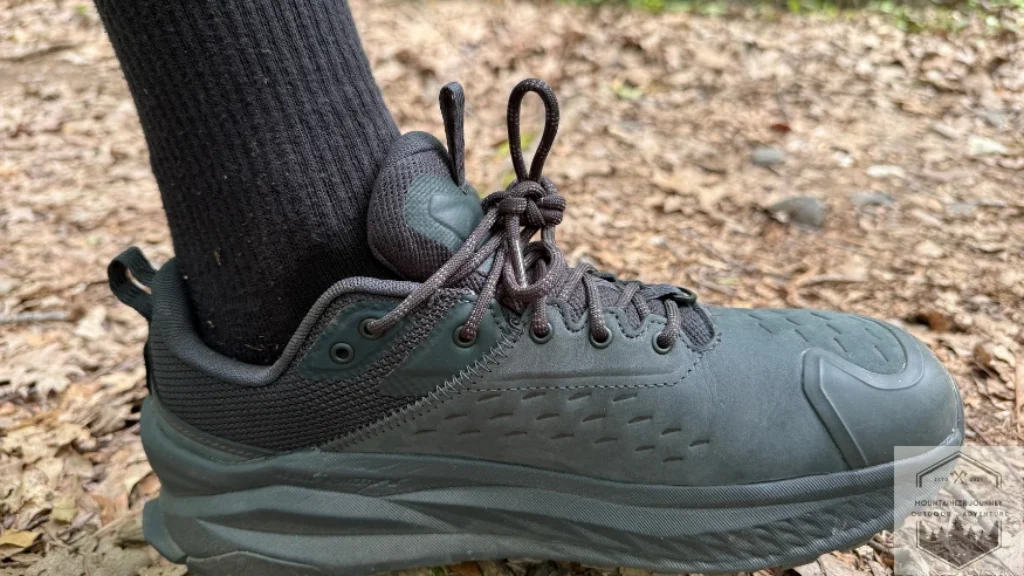 ankle view of the Olympus 6 highlighting the footshape fit and ankle collar