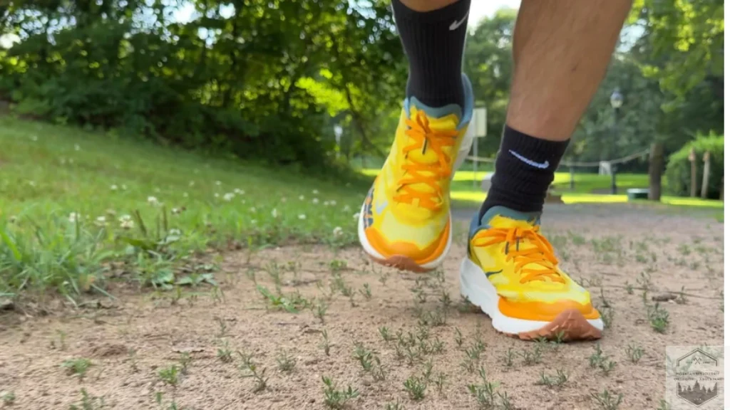 Running on gravel trail with the Hoka Mafate X, feeling the awesome stack height