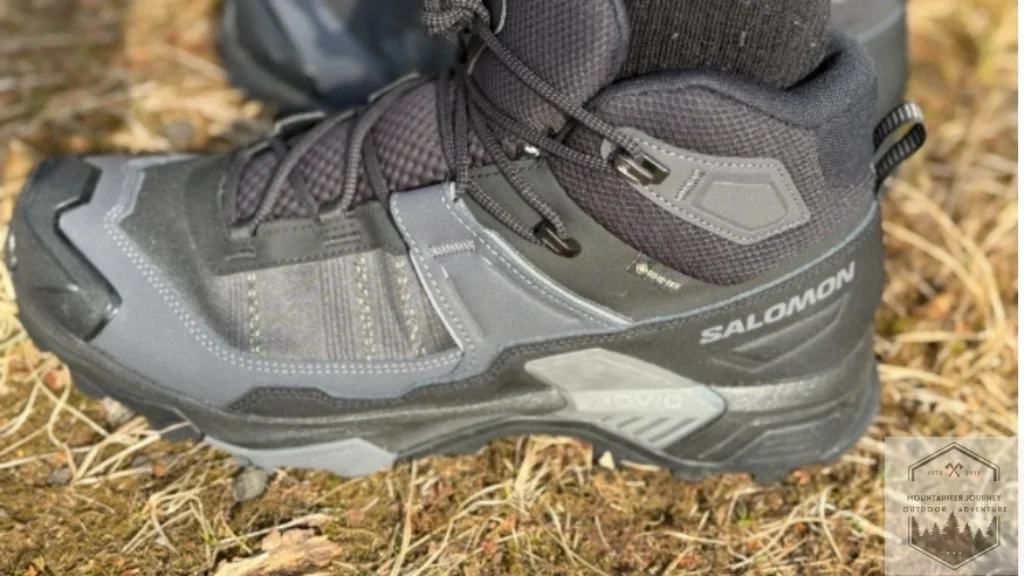 Showing the width of the Salomon X Ultra 5 while on dirt.