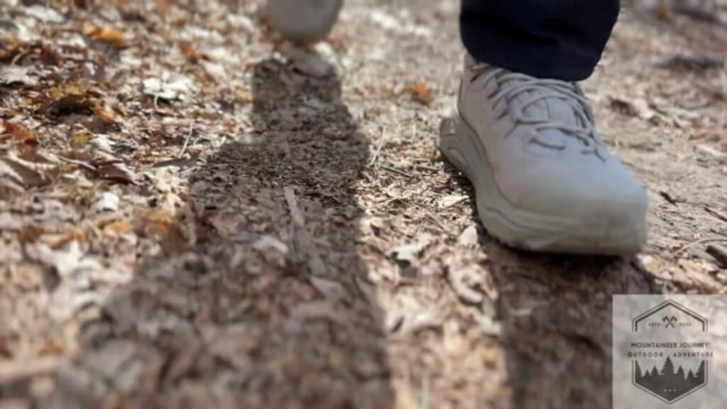 Front view of the toe bumper of the Hoka kaha 3.