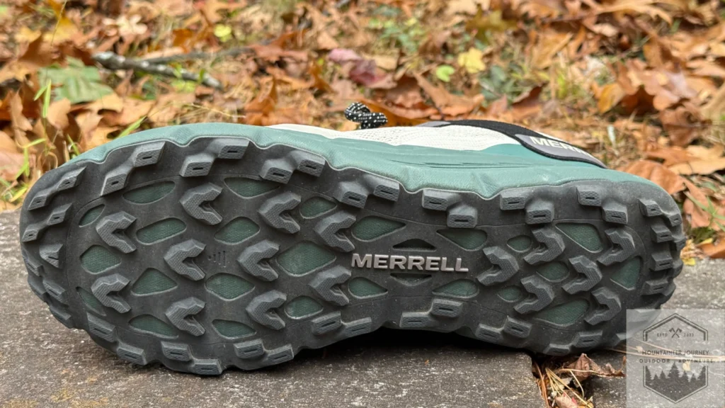 Outsole view of the Merrell Nova 4, 4mm lugs