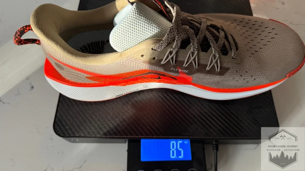The Pegasus Trail 5 weighing 8.5 ounces on our scale