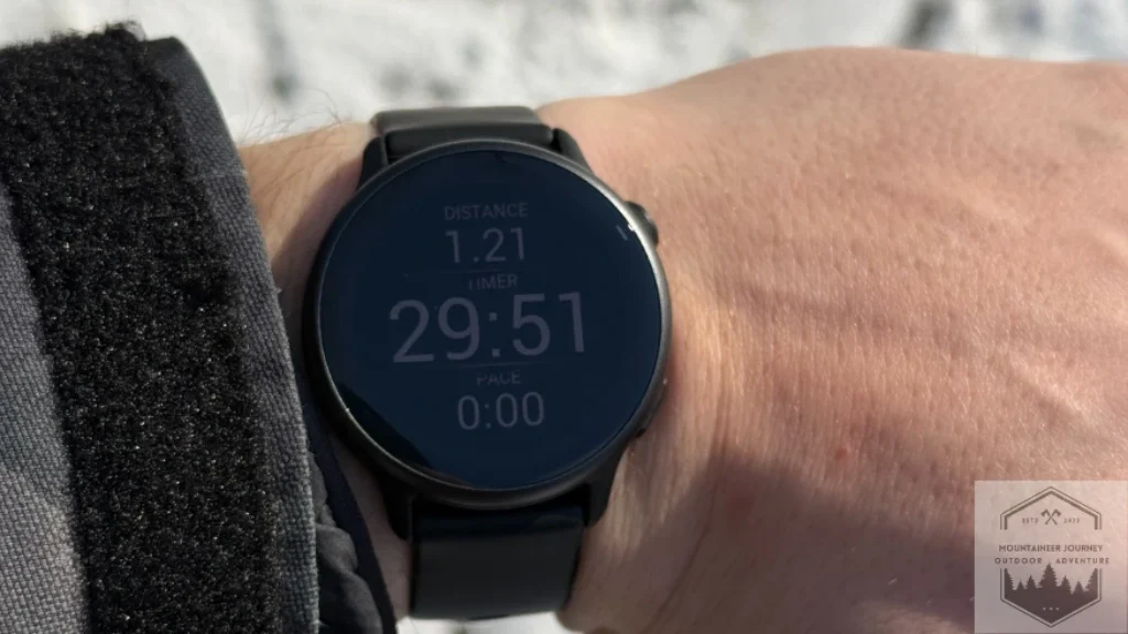 Vivoactive 6 walking activity pace, time and distance on watch face