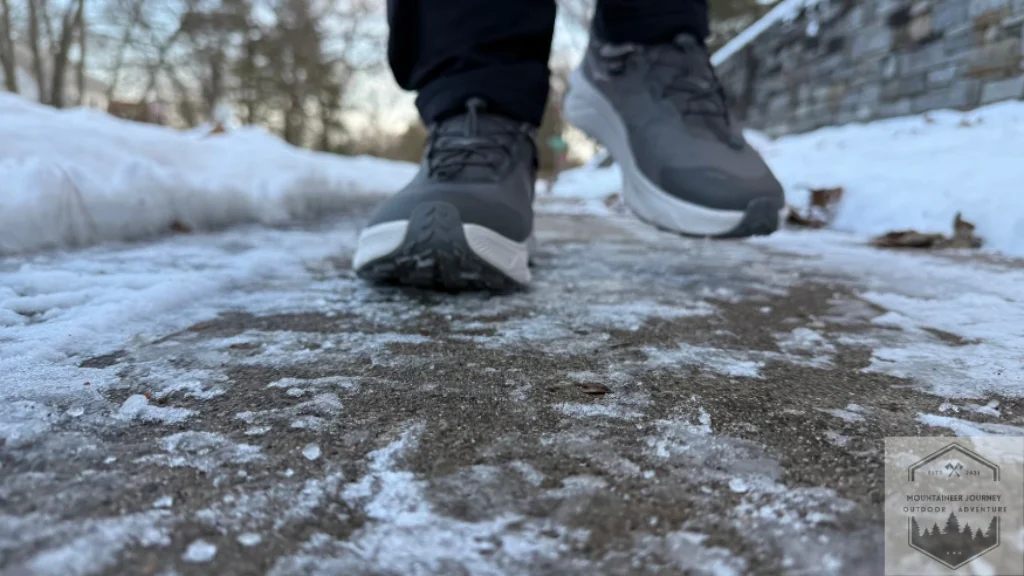 Walking on ice with the transport 2 during testing