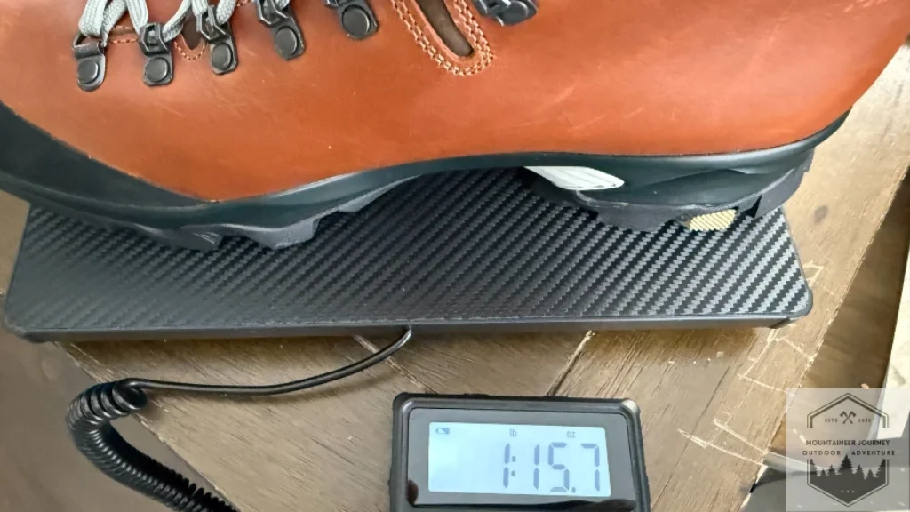 Zamberlan Vios weighing 1 pd 15 oz on our scale