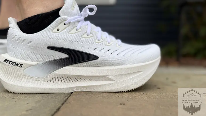 Brooks Glycerin Max 2 side view