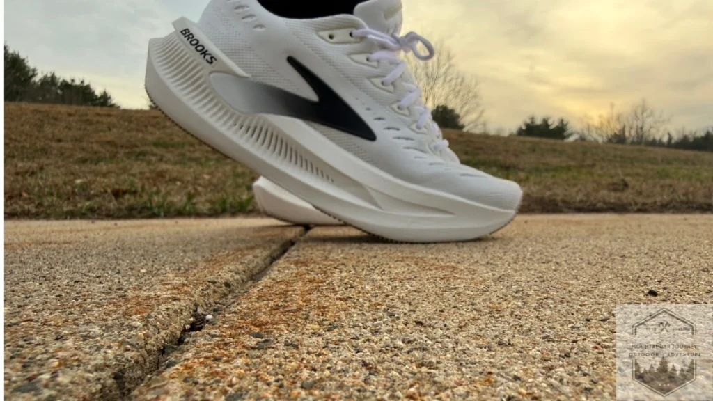 glycerin max 2 full rocker view on concrete