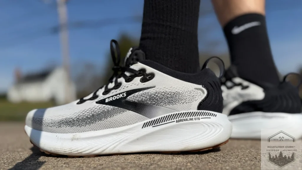 View of the padded heel on the Adrenaline GTS