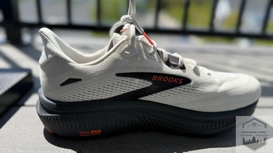 Brooks Ghost 18 side view of outsole and mesh