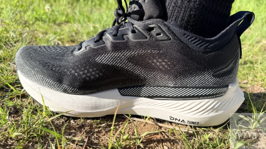 The Glycerin 23 fits perfectly to size, no need to size up or down.